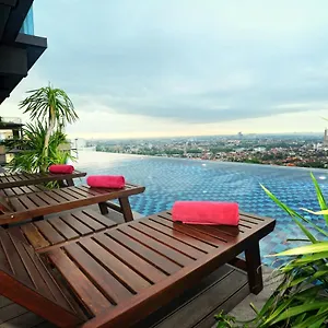 Centre 4*, Johor Bahru Malaysia