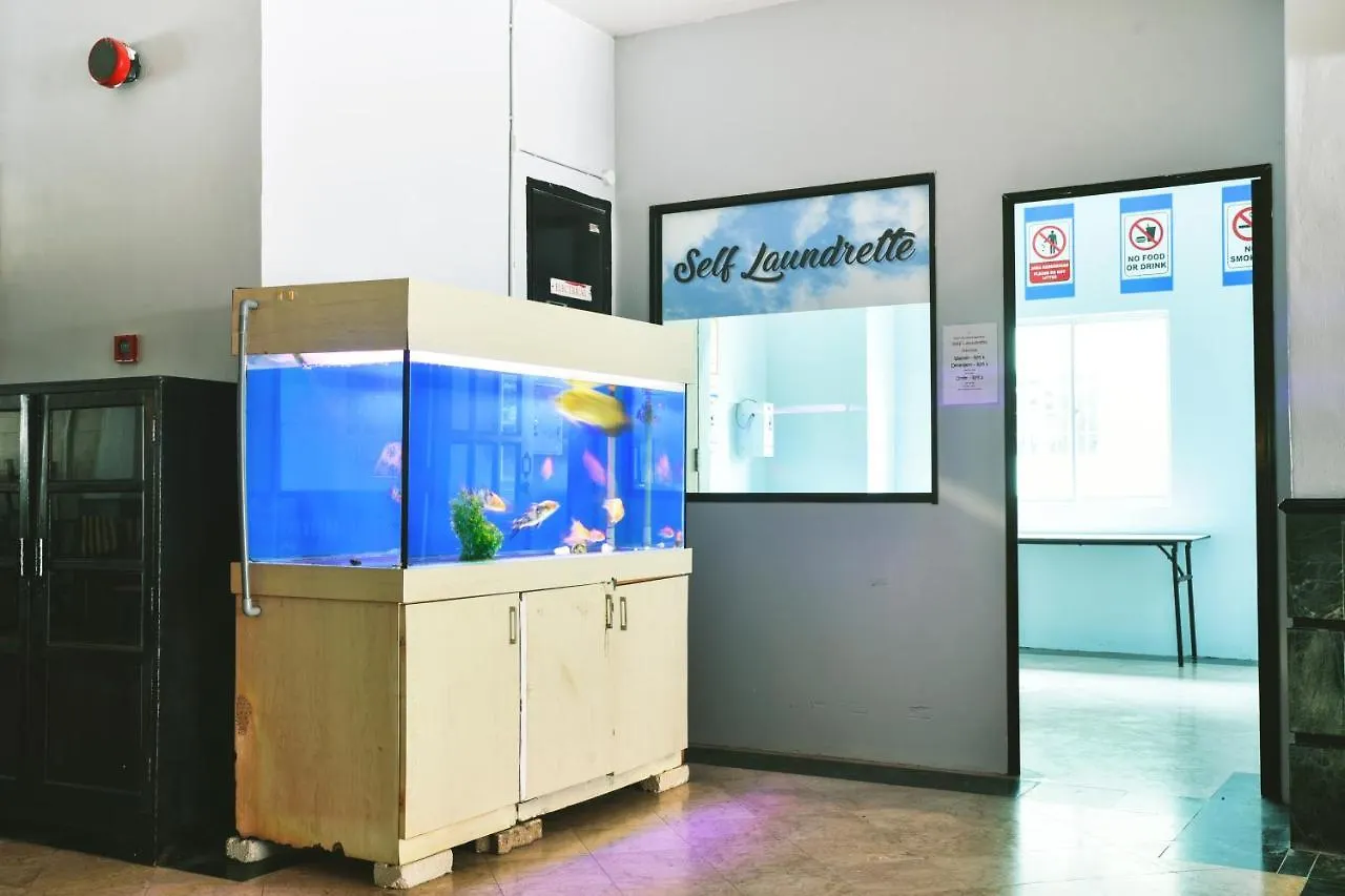 Leisure Cove Hotel And Apartments George Town