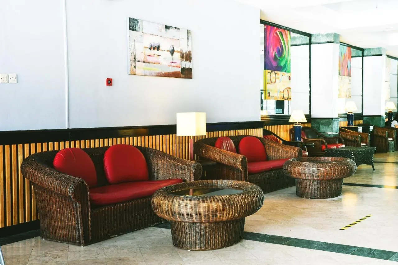 Leisure Cove Hotel And Apartments George Town